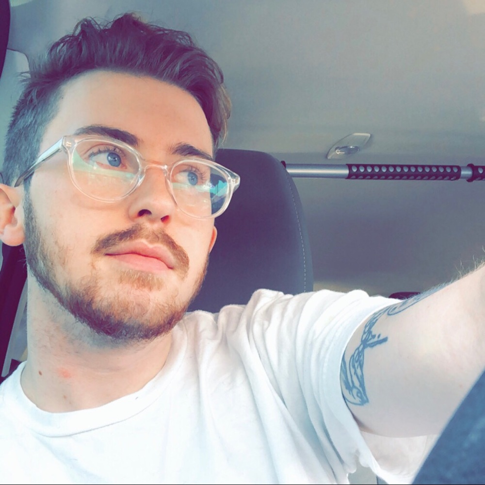 Meet your Posher, Johnathan